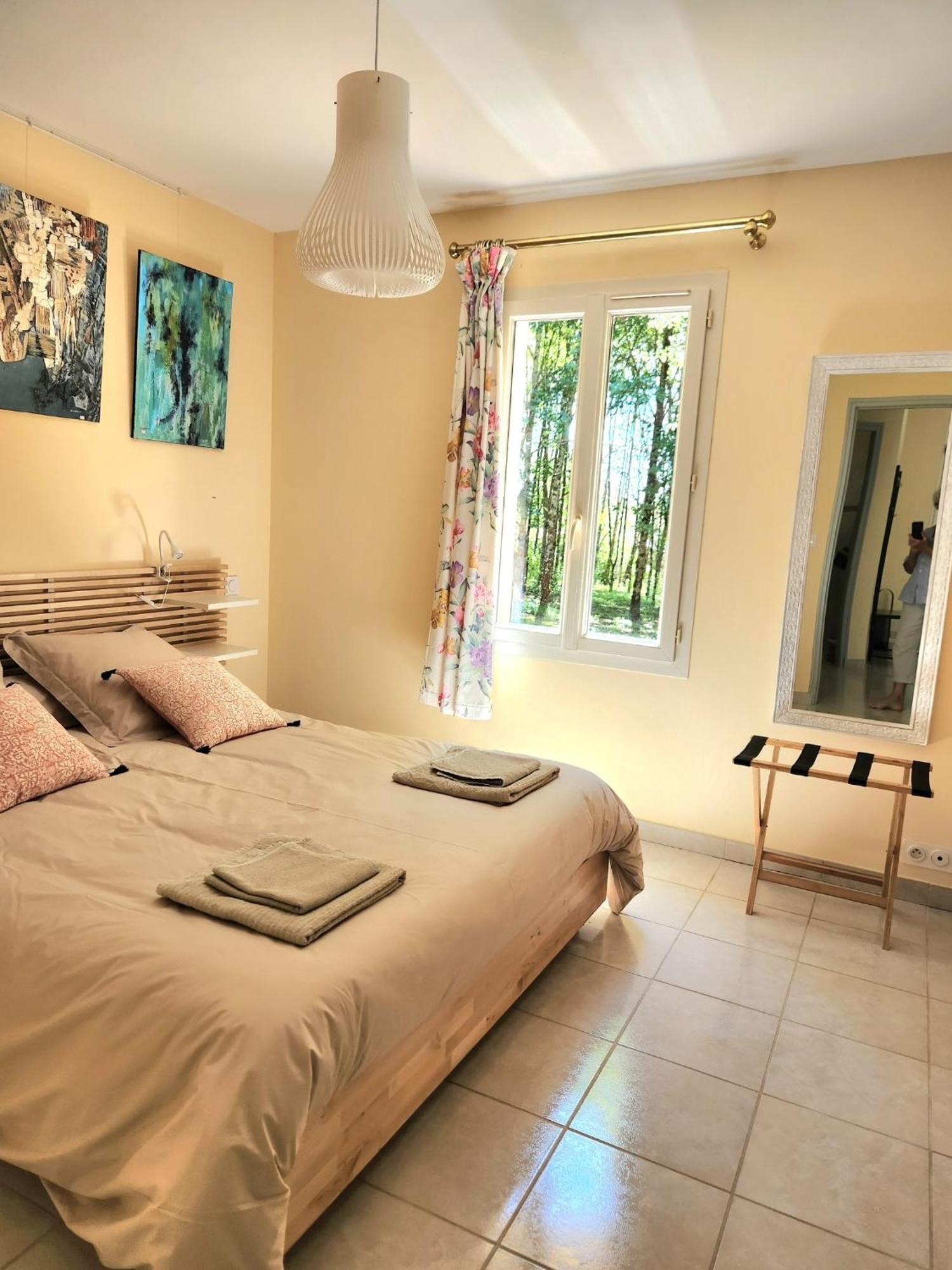 La villa Le Petit Bois, près Rocamadour, Padirac Lavergne  Extérieur photo